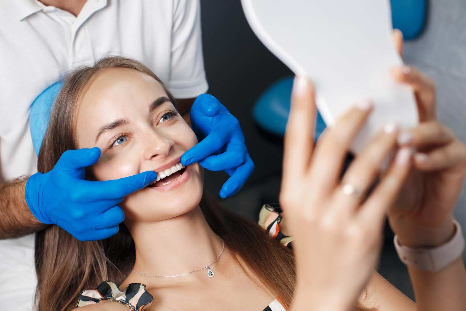 Faccette-dentali-per-denti-scheggiati